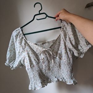 ✨ Crop milkmaid top - summer babe